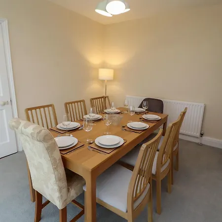 Holiday home Burnbank *