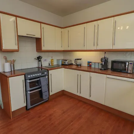 Burnbank Tatil Evi *